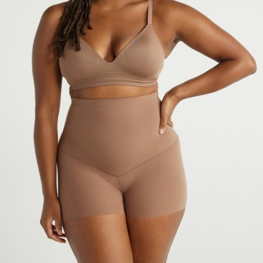 Joyspun Seamless Shapewear Boyshorts XXXL 22 Brown‎ Medium Tummy Control NWT